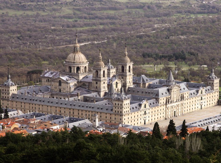 Real Sitio de San Lorenzo de El Escorial, Gesamtansicht, Farbphotographie, Hans Peter Schaefer,  Bildquelle: Wikimedia Commons, http://commons.wikimedia.org/wiki/File:El_escorial.jpg