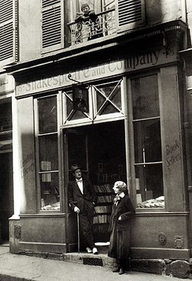 James Joyce (1882–1941) and Sylvia Beach (1887–1962) IMG